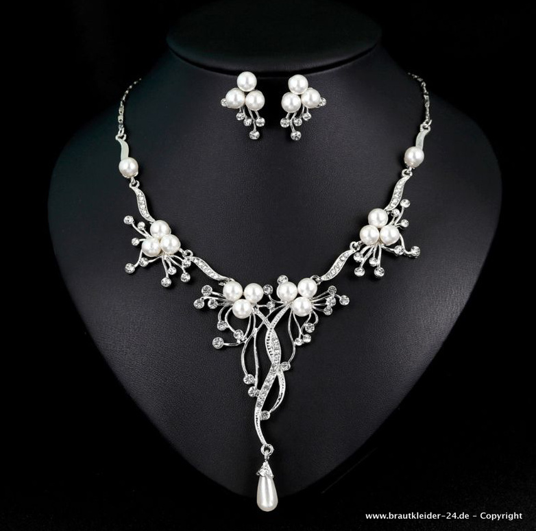 Perlen Blumen Brautschmuck Set – Halskette mit&nbsp;Ohrringe