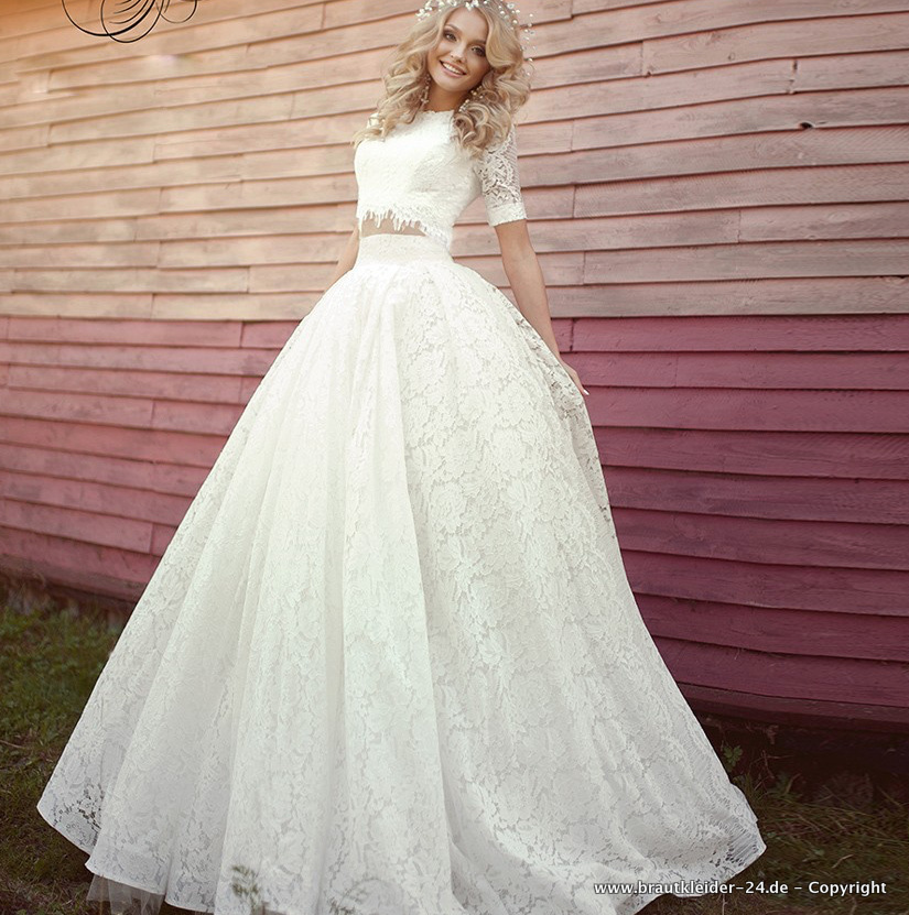 Zweiteiliges Kurzarm Brautkleid Ela aus&nbsp;Spitze