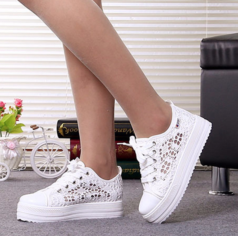 Braut Sneakers in Weiß mit Spitze&nbsp;Bequem