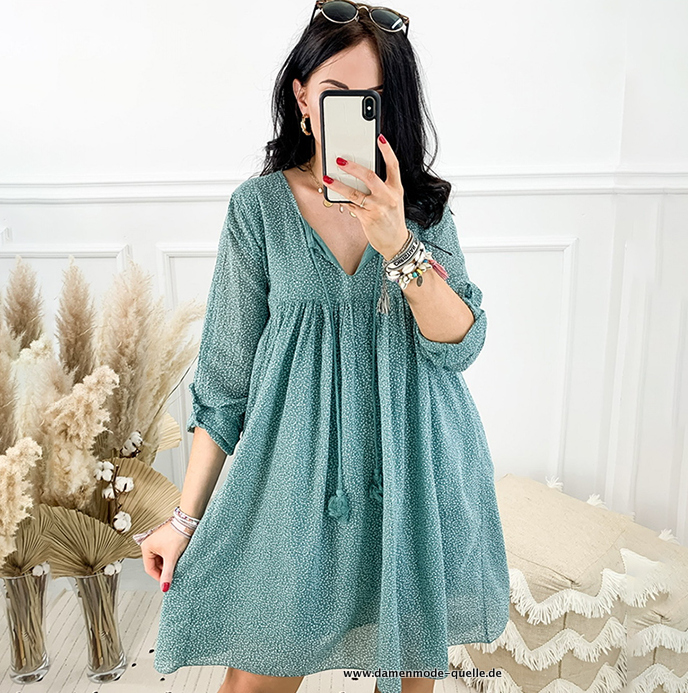 Sommerkleid mit V-Ausschnitt in Grün