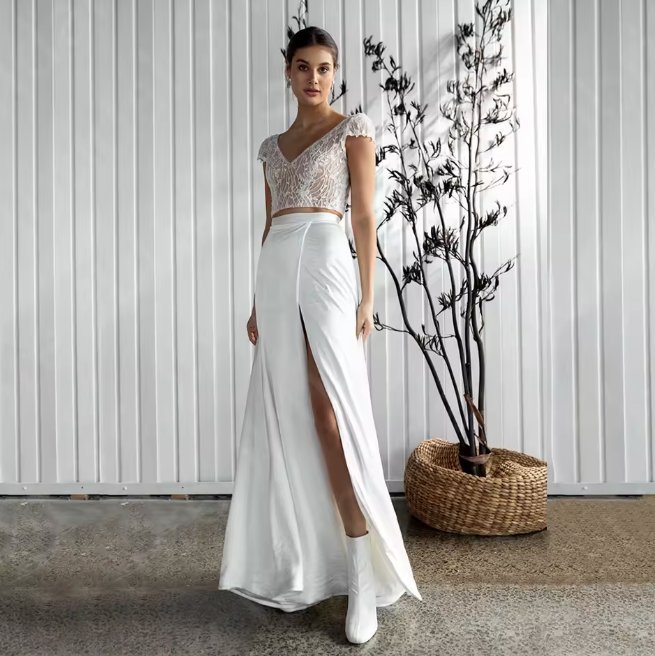 Zweiteiliges Brautkleid Florina mit Boho Spitze und&nbsp;Flügelärmel