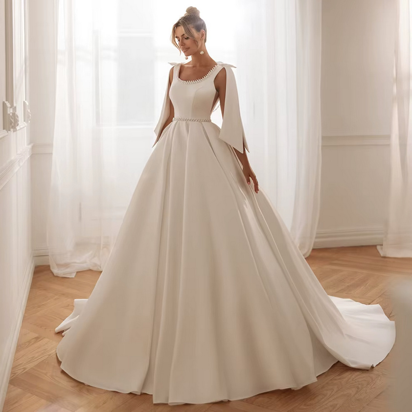 A Linie Satin Brautkleid 2025 Felize mit Schleppe und Perlen&nbsp;Applikationen