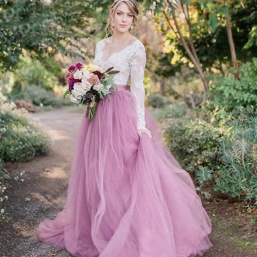 A Linie Tüll Brautkleid Gail mit Spitze Rückenausschnitt in Weiß Flieder