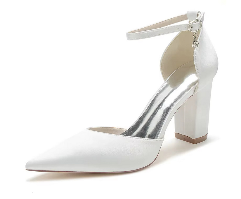 Blockabsatz Brautschuhe Gail Pumps für die Braut in&nbsp;Weiß