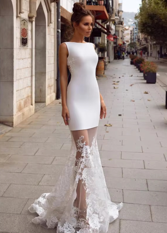 Bodycon Standesamtkleid Giannina mit Spitze und Sexy Rückenausschnitt