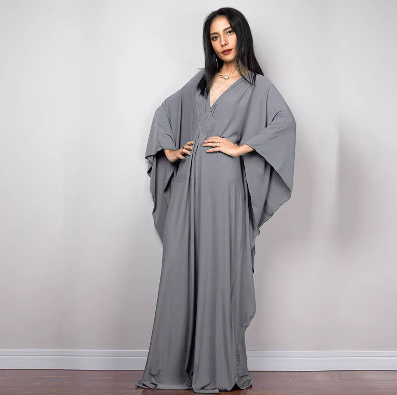 Maxi Sommer Strandkleid 2025 Tasha Grau mit Fledermaus Ärmeln