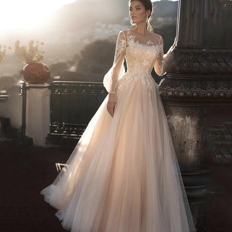 Boho Style Brautkleid Dana mit Langarm Spitze und Tüll&nbsp;Rock