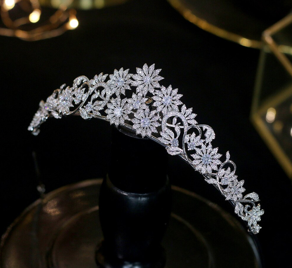Kristall Braut Tiara Diadem Darleen in Silber Klassisch&nbsp;Elegant