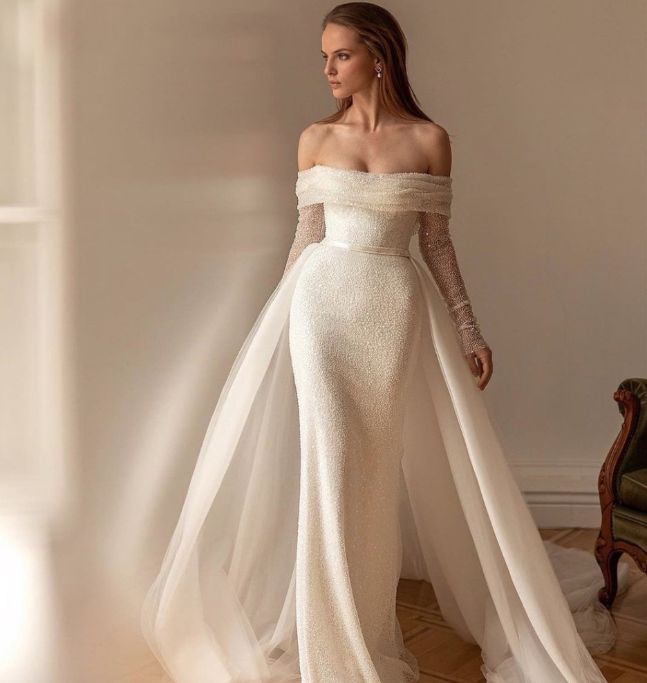 Schulterfreies Glitzer I Linie Brautkleid Elin mit Abnehmbarem&nbsp;Schleppe