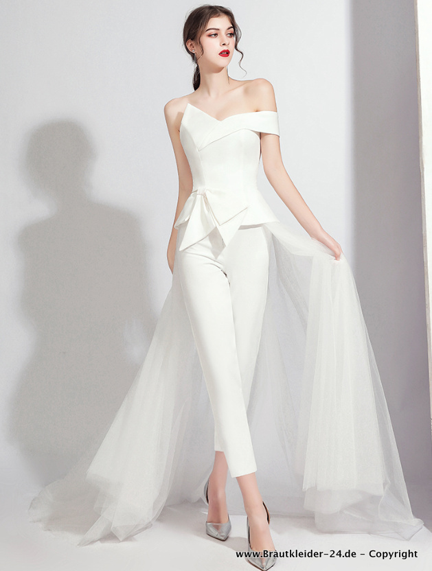 Standesamt Outfit für die Braut mit Tüll Schleppe&nbsp;Schulterfrei