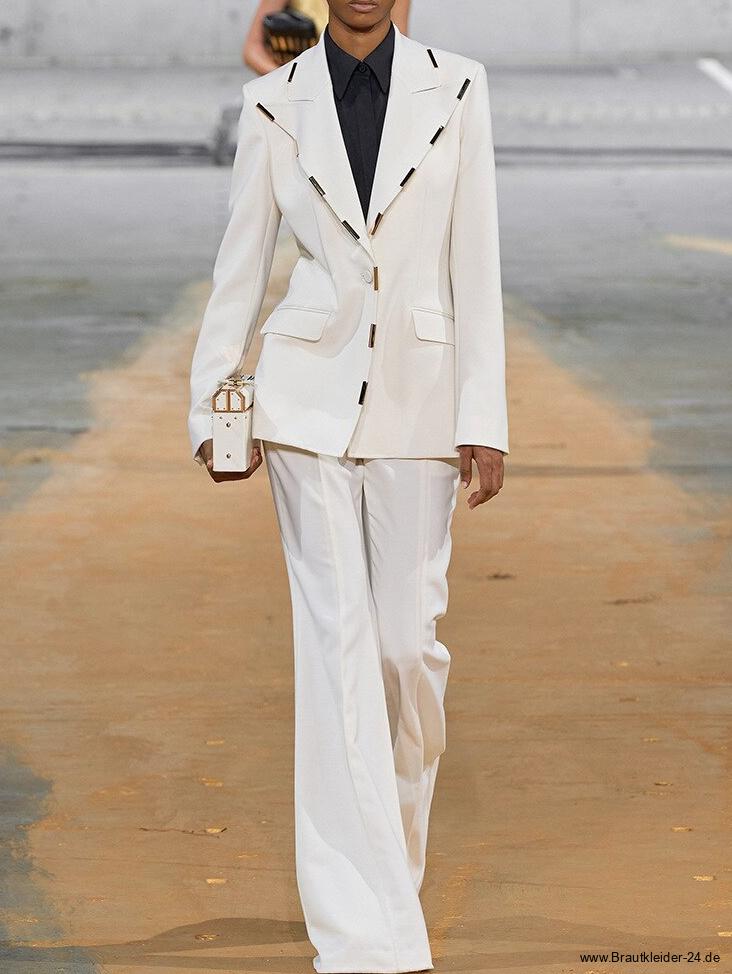 Standesamtmode Hosenanzug für die Braut in Weiß mit Metall Applikationen