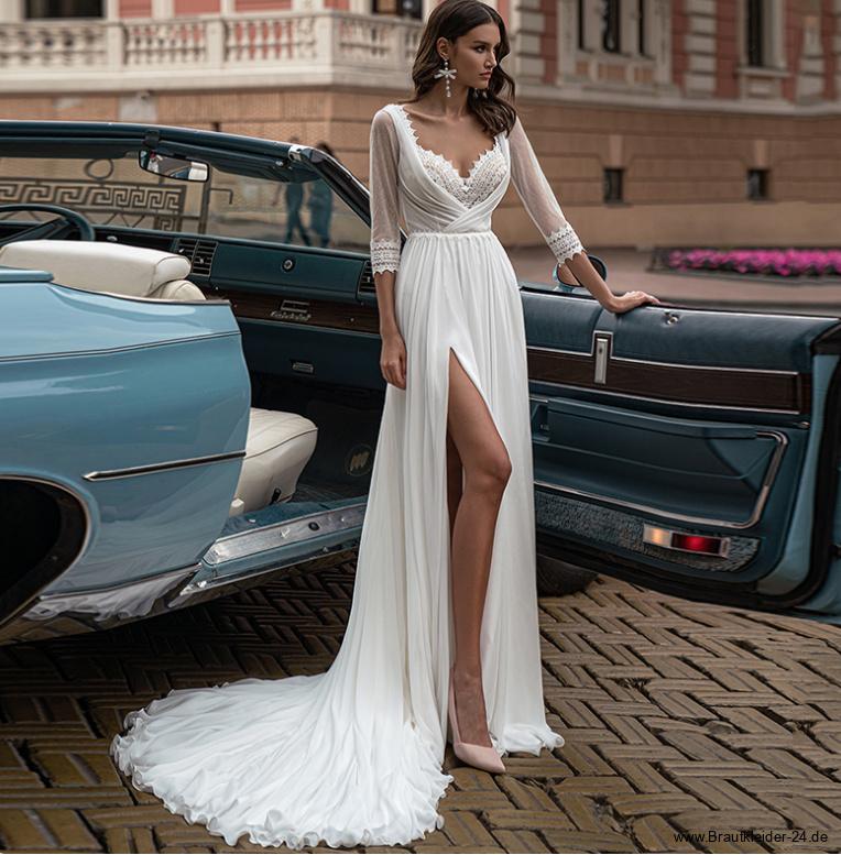 Boho Style Brautkleid mit Schlitz Schleppe und&nbsp;Tüll