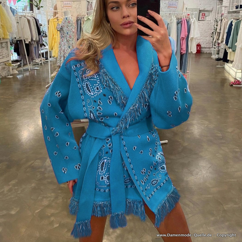 Lange Damen Strickjacke mit Vintage Muster und Paisley Gürtel in&nbsp;Blau