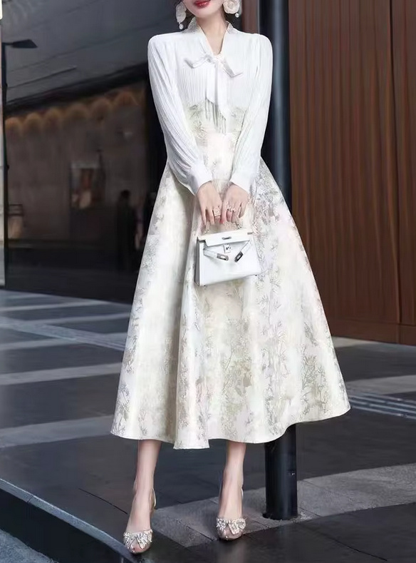 A Linie Langarm Standesamt Brautkleid Ginger mit&nbsp;Blumenmuster