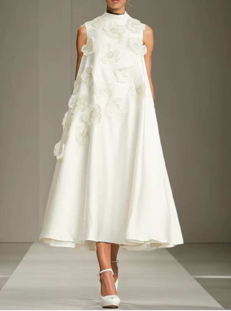 A Linie Satin Standesamt Brautkleid Gesina Ärmellos mit&nbsp;Blumen