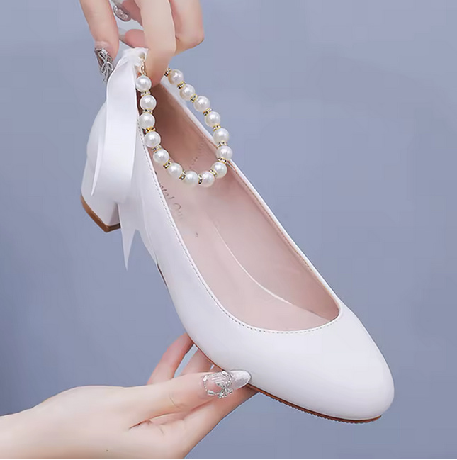 Braut Pumps 2025 Devi Hochzeitsschuhe mit Perlen&nbsp;Kette