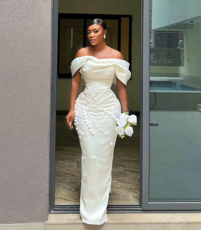 Romantisches Brautkleid 2025 Dahlia Schulterfrei mit&nbsp;Blumen