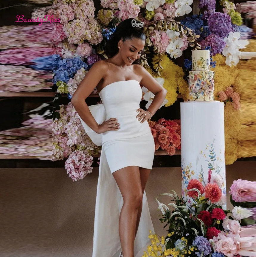 Kurzes Bleistift Mini Brautkleider Apikalia Schulterfrei mit Große&nbsp;Schleife