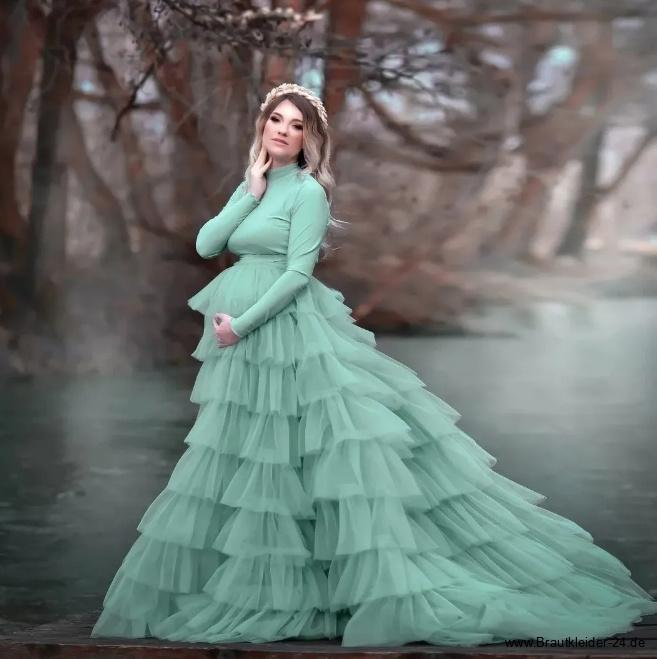 Langarm Tüll Brautkleid für Schwangere in&nbsp;Hellgrün