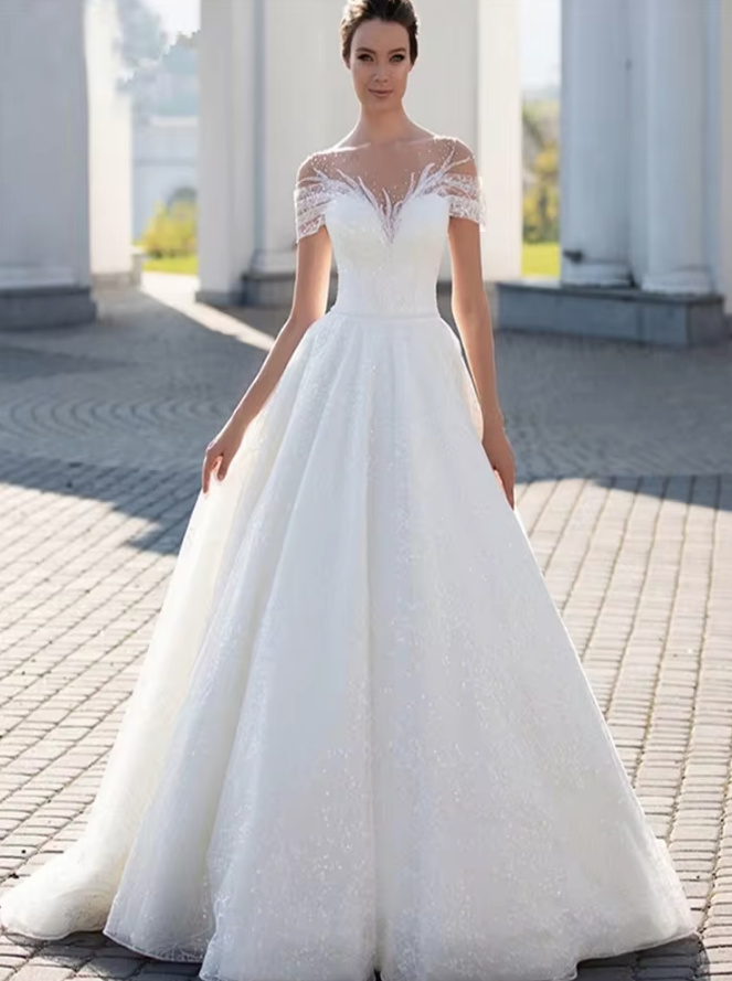 A Linie Brautkleid Anina Bodenlang mit Illusionsausschnitt