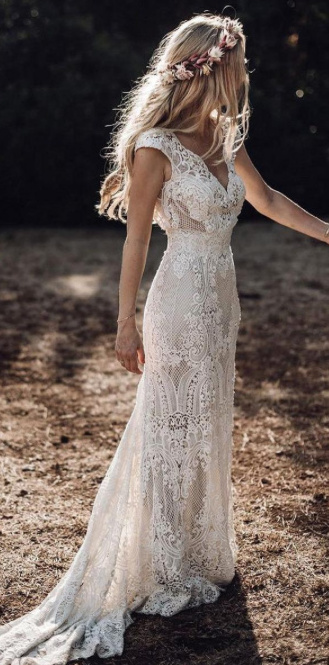 Boho Style Fit and Flare Langarm Brautkleid Enie aus&nbsp;Spitze