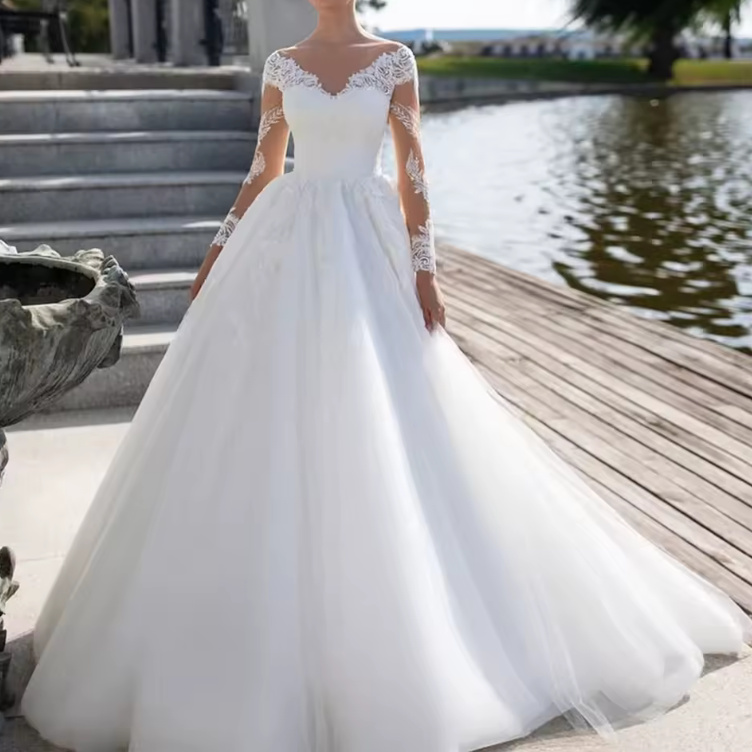 A Linie Tüll Brautkleid Hyacinthe mit Ärmeln aus&nbsp;Spitze