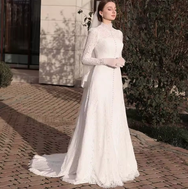 A Linie Vintage Brautkleid Hilde Hochgeschlossen aus&nbsp;Spitze