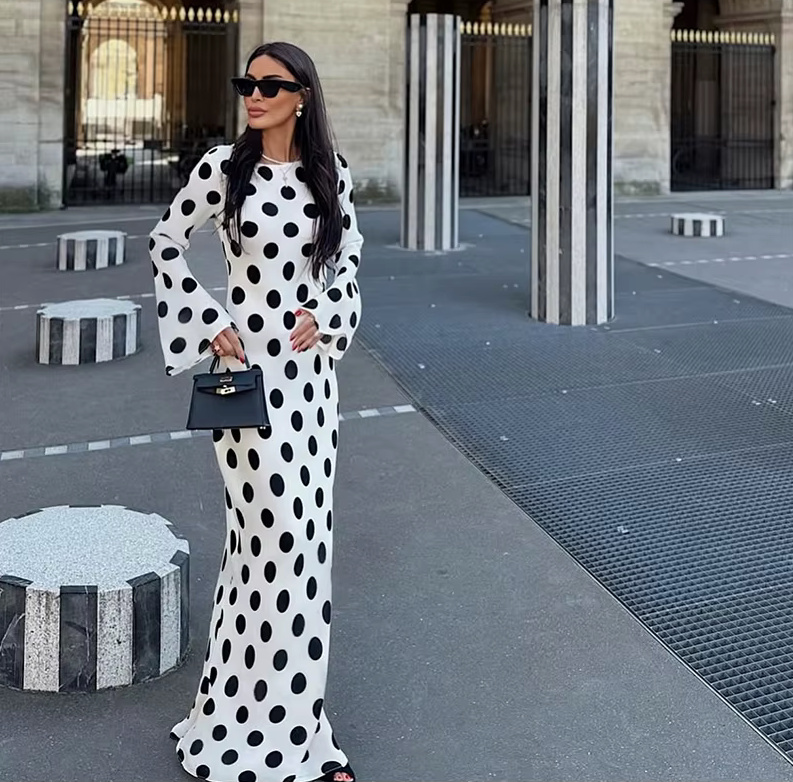 I Linie Langarm Sommerkleid 2025 in Weiß Gepunktet&nbsp;Elegant