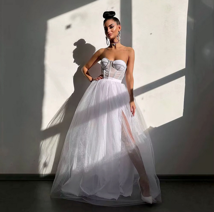 Schulterfreies Brautkleid Geena mit Lingerie Oberteil und&nbsp;Tüll