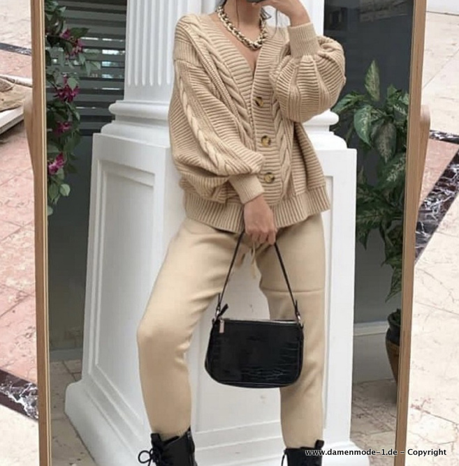 Damenhose mit Strickjacke im Set Beige