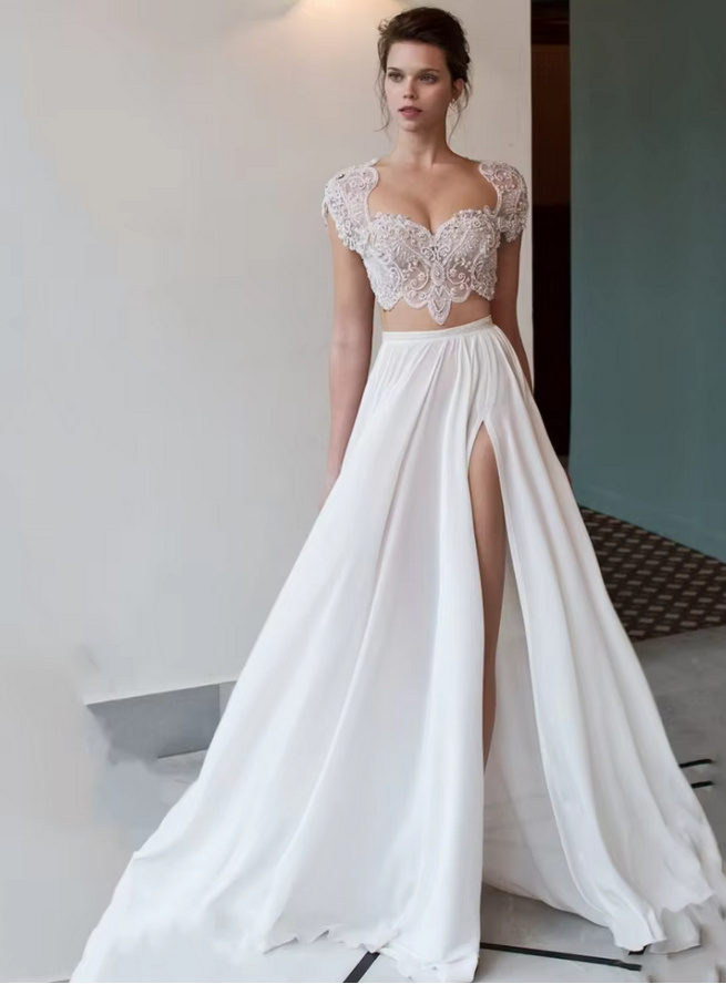 Zweiteiliges Brautkleid Gianna mit Spitze und Sexy&nbsp;Schlitz