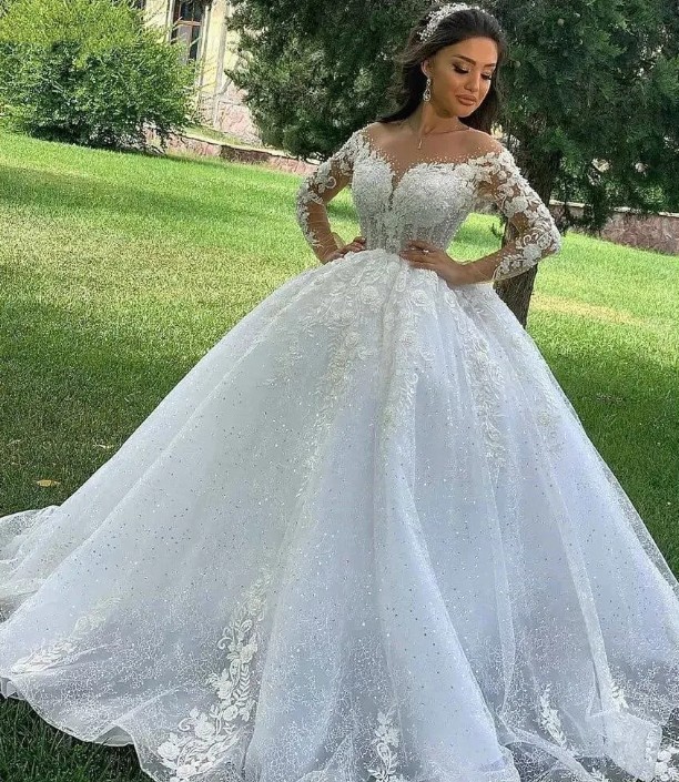 Ball Linie Brautkleid Hadice mit Ärmel Blumen und Herz Dekollette