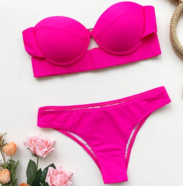 Bandeau Push Up Bikini Sigrid in&nbsp;Pink