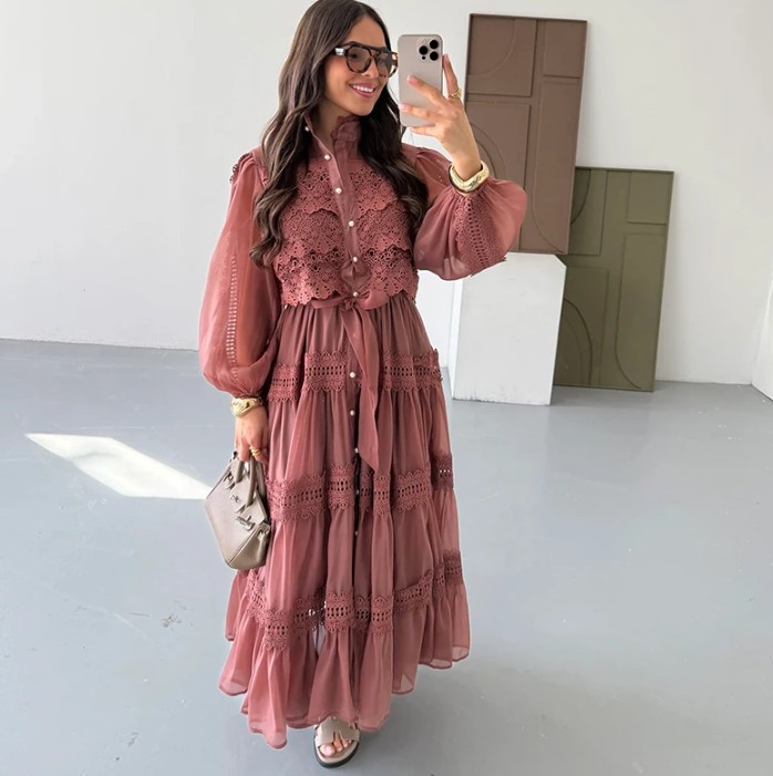 Boho Style Sommerkleid 2025 mit Laternen Ärmel und Spitze Braun 