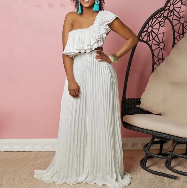 One Shoulder Plissee Standesamt Outfit in Weiß&nbsp;Zweiteilig