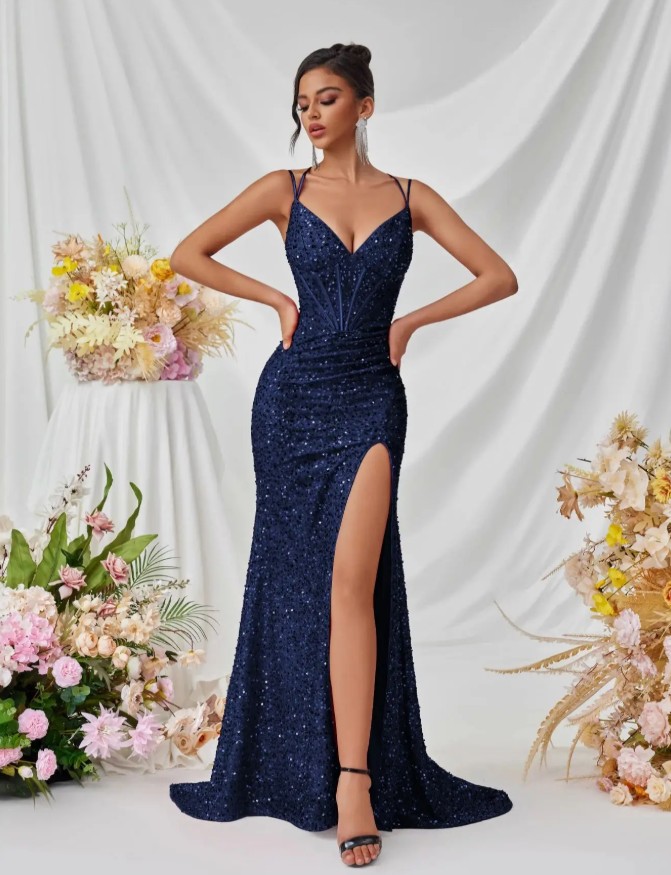 Spaghettiträger Glitzer High Cut Abendkleid Schulterfrei auch für Hochzeitsgäste in&nbsp;Blau