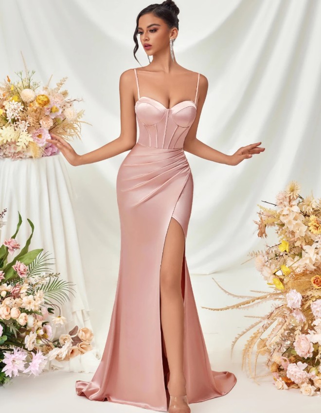 Spaghettiträger High Cut Abendkleid Festlich auch für Hochzeitsgäste in&nbsp;Lachs