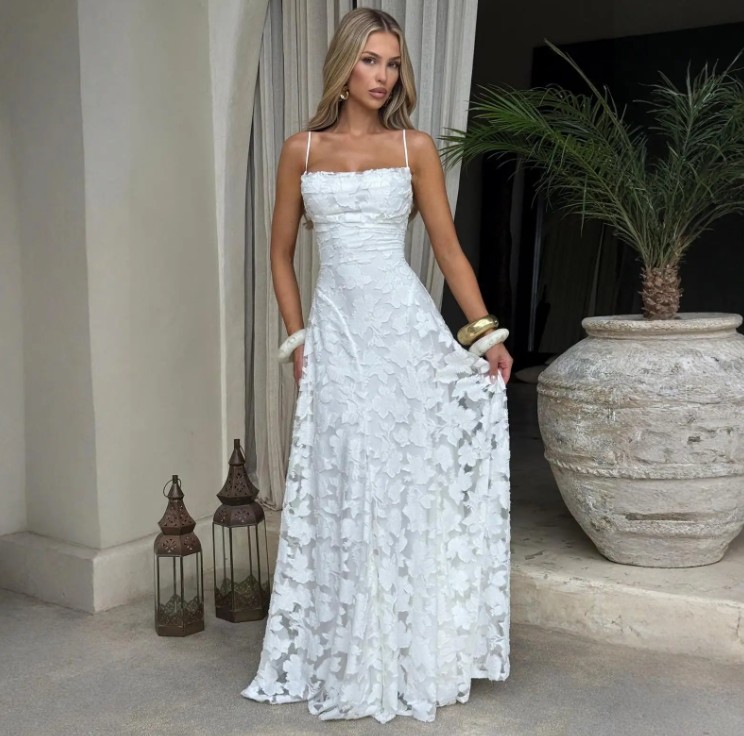 A Linie Spaghettiträger Maxi Chiffon Kleid Elikapeka Lang in Weiß mit&nbsp;Spitze