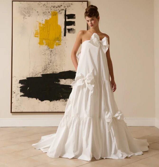 Schulterfreies Satin A Linie Brautkleid Deborah mit Schleife