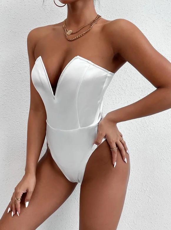 Sexy Satin Body Harriet für die Braut Schulterfrei in&nbsp;Weiß