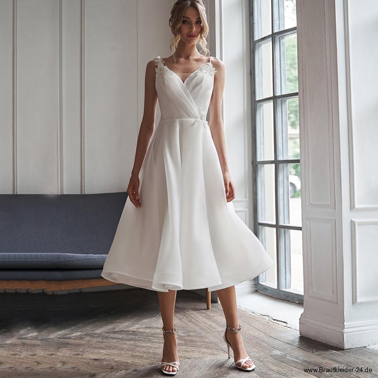 Elegantes Chiffon A-Linie Brautkleid Hendrikje Wadenlang mit&nbsp;Spitze