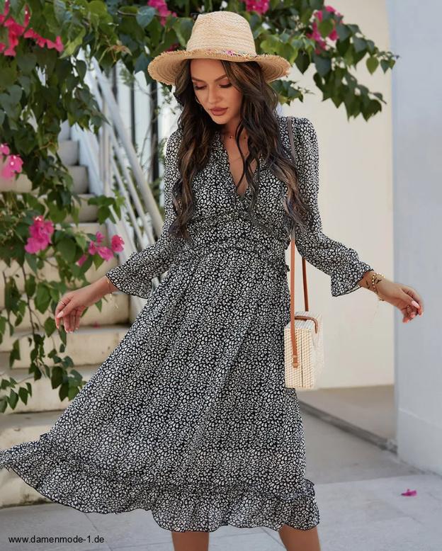 Boho Style Sommerkleid Noelani mit Rüschen Wadenlang in&nbsp;Schwarz