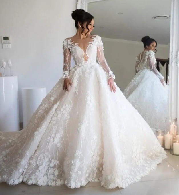 Ball Linie Brautkleid Iara Hochzeitskleid mit 3D Blumen