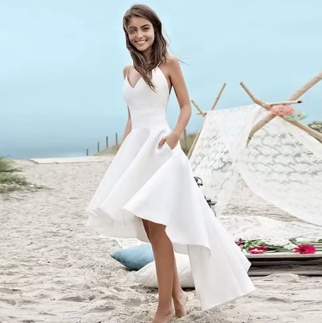 Satin Vokuhila Brautkleid Dena mit Spaghettiträger Vorne Kurz Hinten&nbsp;Lang