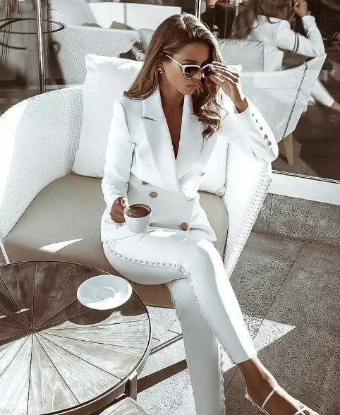 Slim Fit Business Hosenanzug Elin in Weiß Elegant