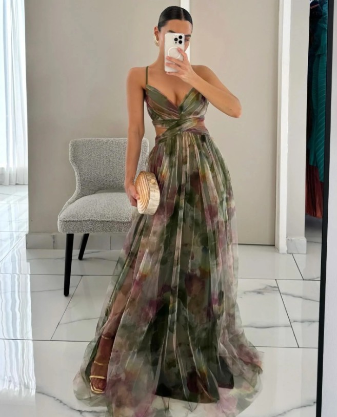 Spaghettiträger A Linie Chiffon Empire Kleid Ermelina Elegant in&nbsp;Armeegrün