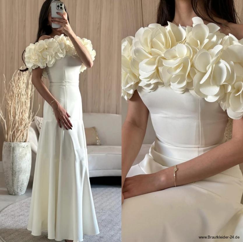 Schulterfreies Fit and Flare Brautkleid Linnea mit Oversize Blumen&nbsp;Schulterfrei