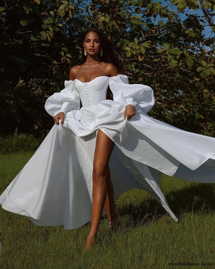 Schulterfreies Boho Langarm Brautkleid Laren mit Puffärmel und&nbsp;Knöpfe