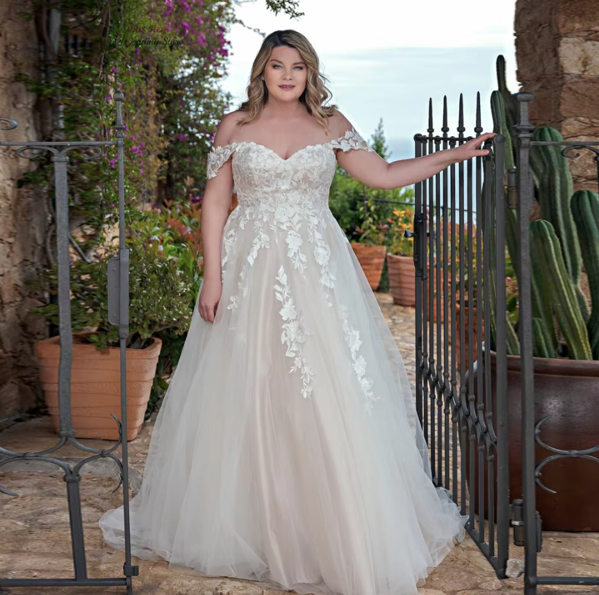 A Linie Schulterfreies Brautkleid Cleopatra mit Spitze auch in Großen&nbsp;Größen