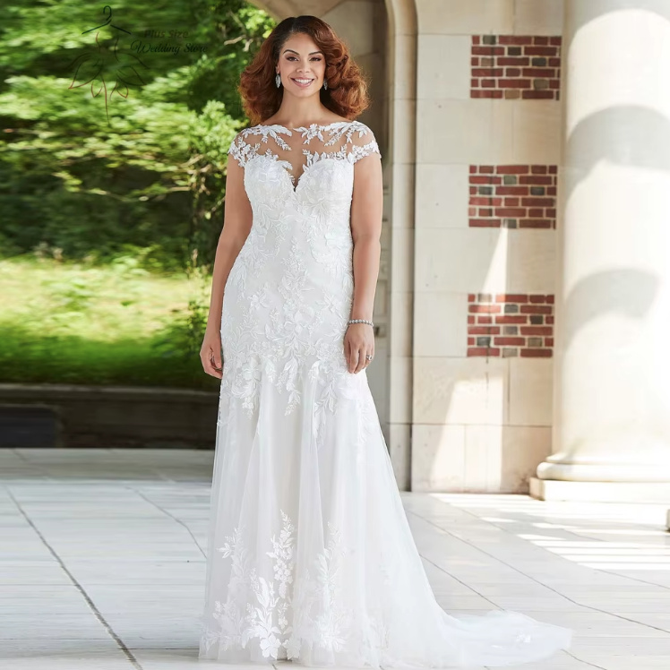 Klassisches Fit and Flare Brautkleid Demeter mit Tatttoo Spitze Blumen und Schleppe